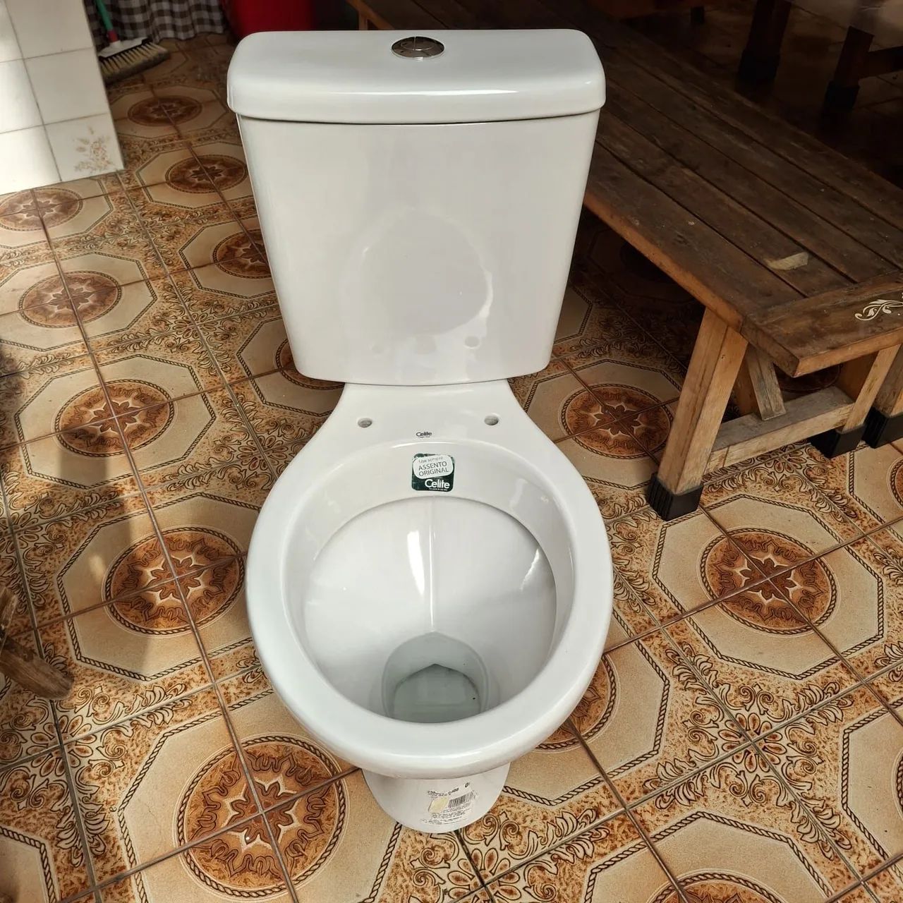 Kit Vaso Sanitário com Caixa Acoplada, com kit descarga (semi novo)