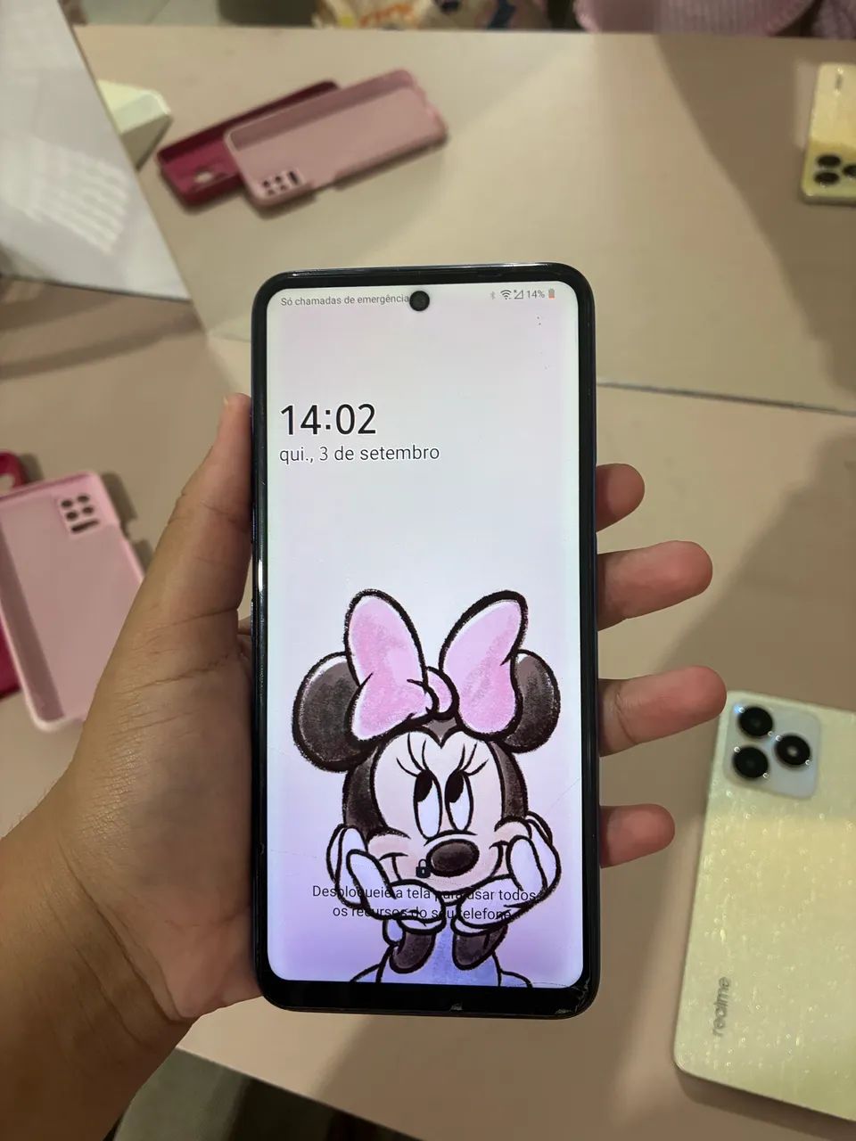 vendo 2 celulares, LG K62 azul e realme C53 dourado - Foto 4