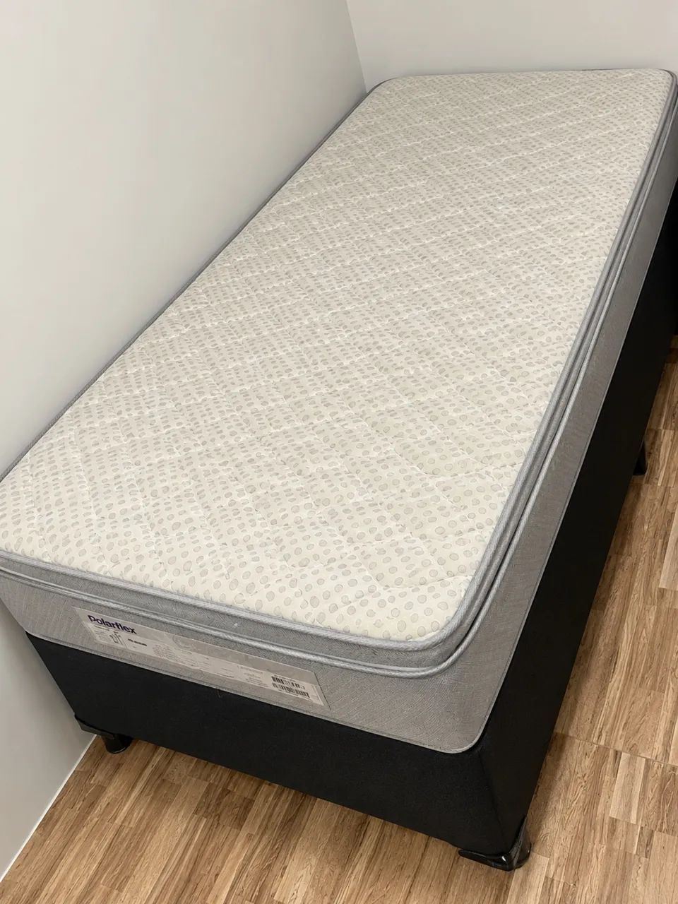 Cama box + Colchão Molas ensacadas !