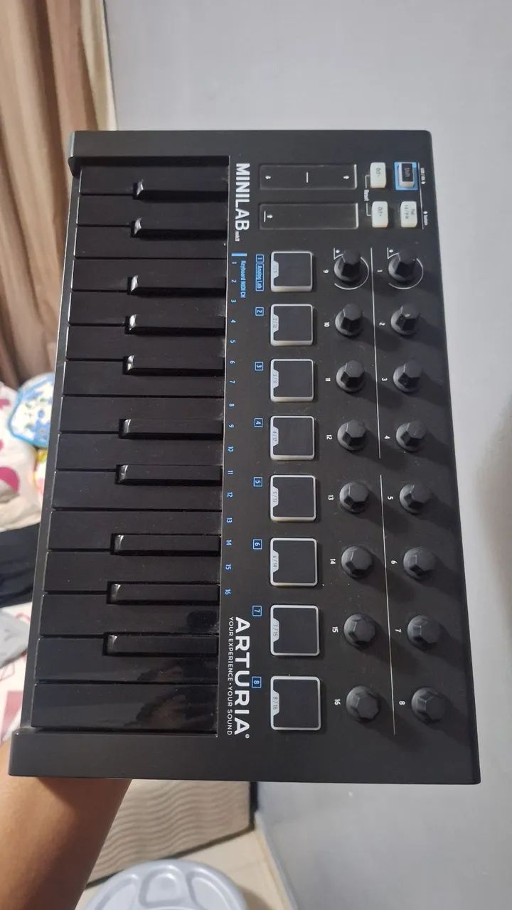 Teclado arturia minilab MKII  - Foto 2