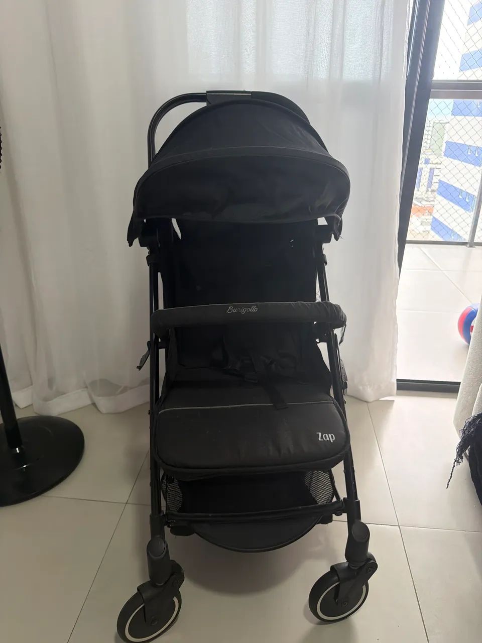 Vendo carrinho de bebê Burigotto zap