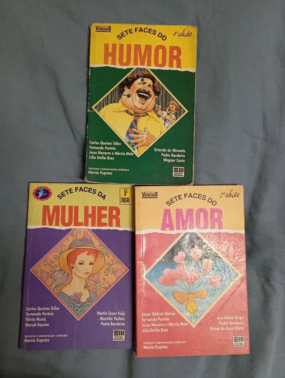 3 Livros coleção 7 faces...