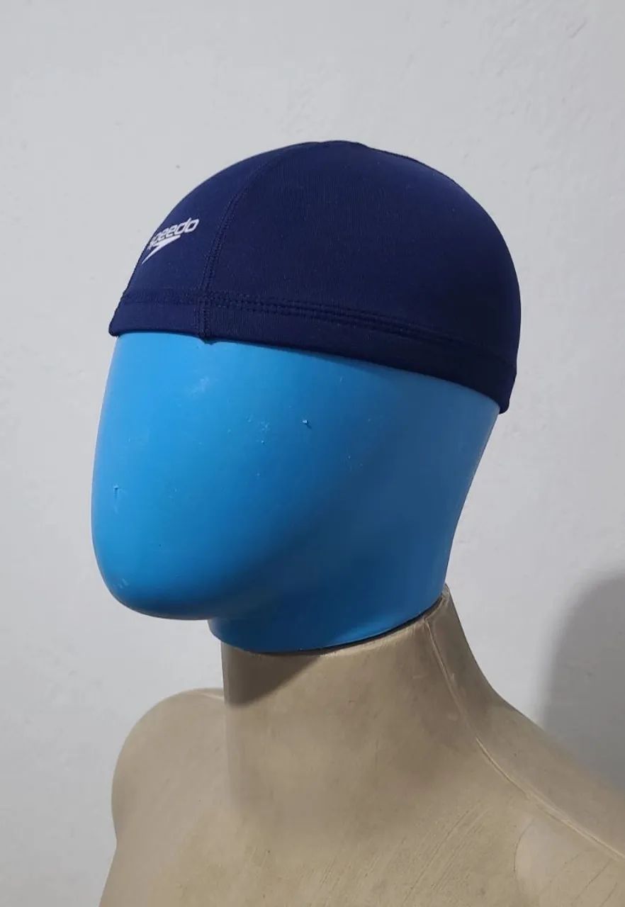 Touca Azul marinho da Speedo de natação, bonita, original, confortável, atual.  - Foto 3