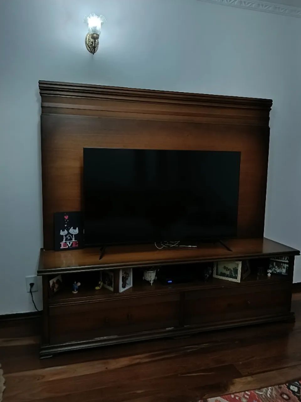 VENDO RACK EM MADEIRA MACIÇA