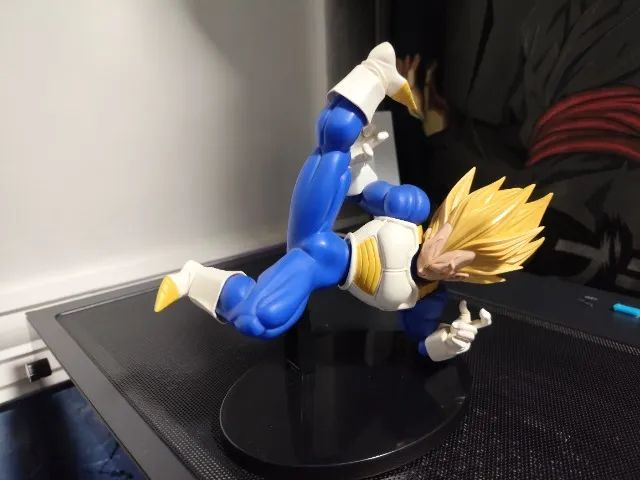 Figura Vegeta SSJ - Dbz World Figure Colosseum - Foto 4