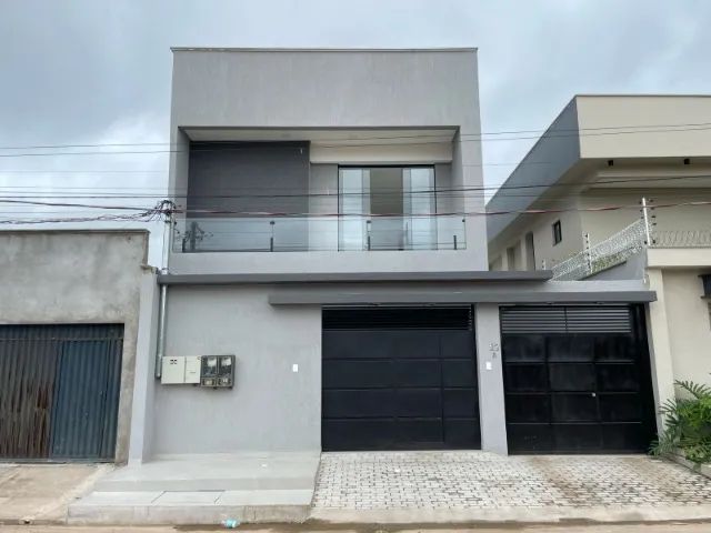 CASA MODERNA 3 QUARTOS NA RUA GOIANIA
