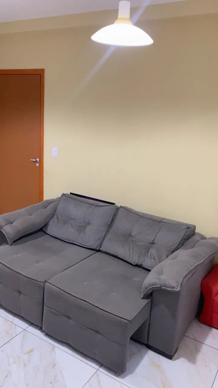 Vendo sofá Retratil 