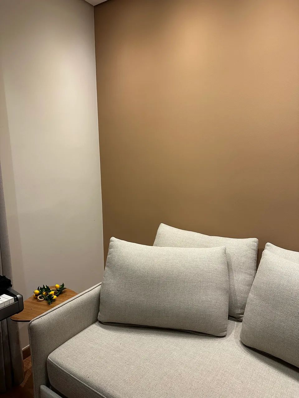 Sofá Cama Charlie em Linho Cinza- Design de Alto Padrão Canto do Sofá! - Foto 2