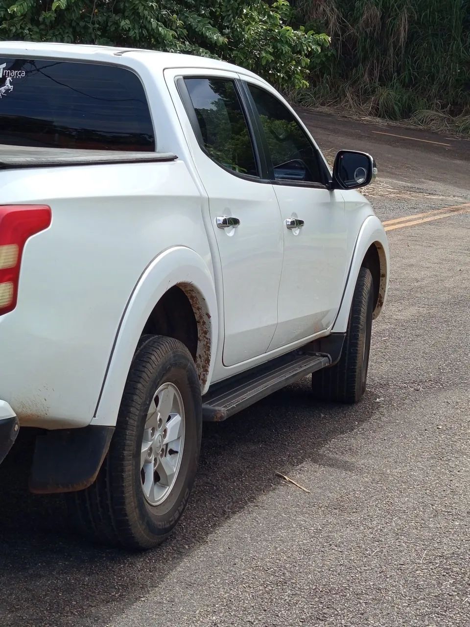 Mitsubishi L200 Triton Sport HPE 2.4 CD Diesel Aut. 2018 - Foto 2