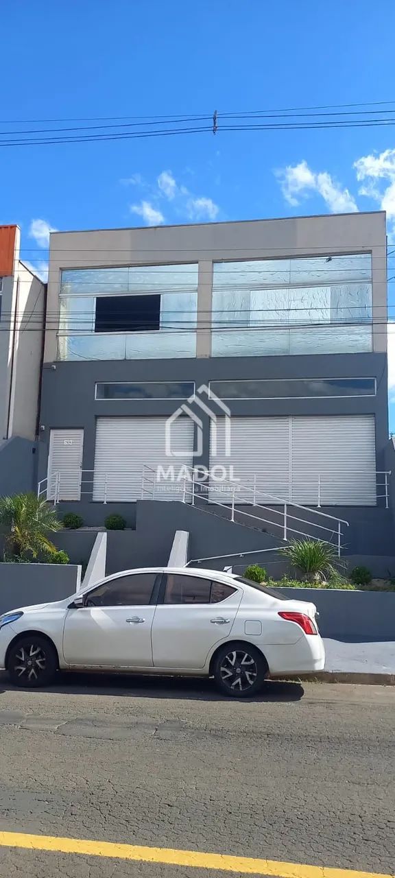 BARRACÃO - OFICINAS