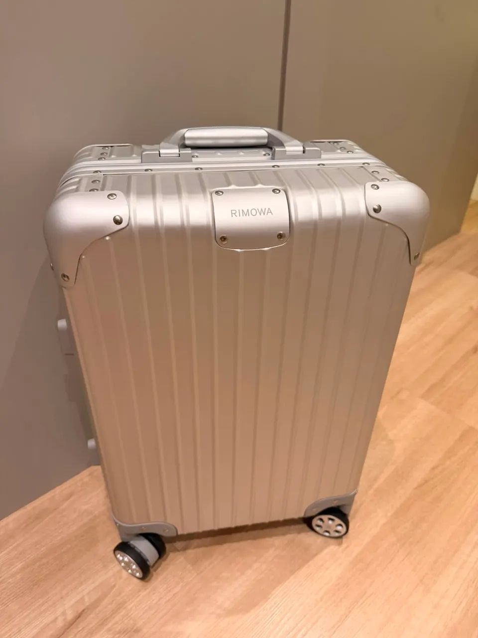 Mala Rimowa Cabin 