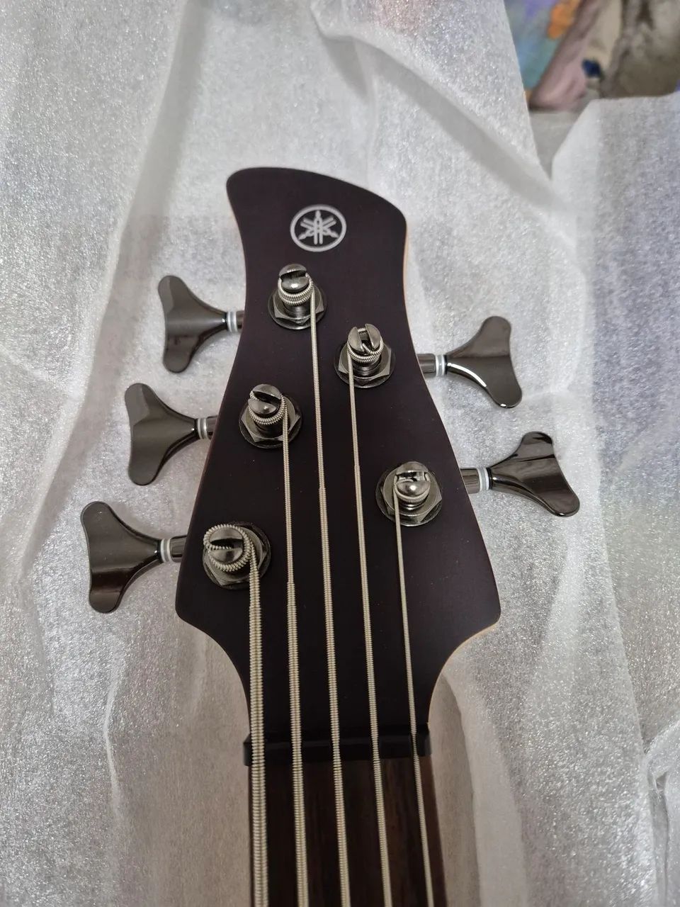 Contrabaixo Yamaha TRBX 505 novo - Foto 3