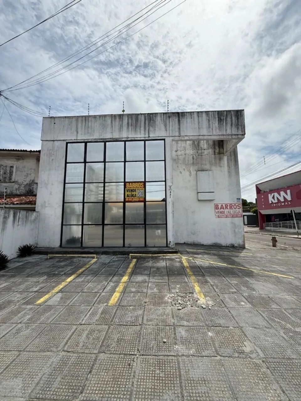 Prédio Comercial de Esquina no Farol, com 550m² em dois pavimentos - Foto 3