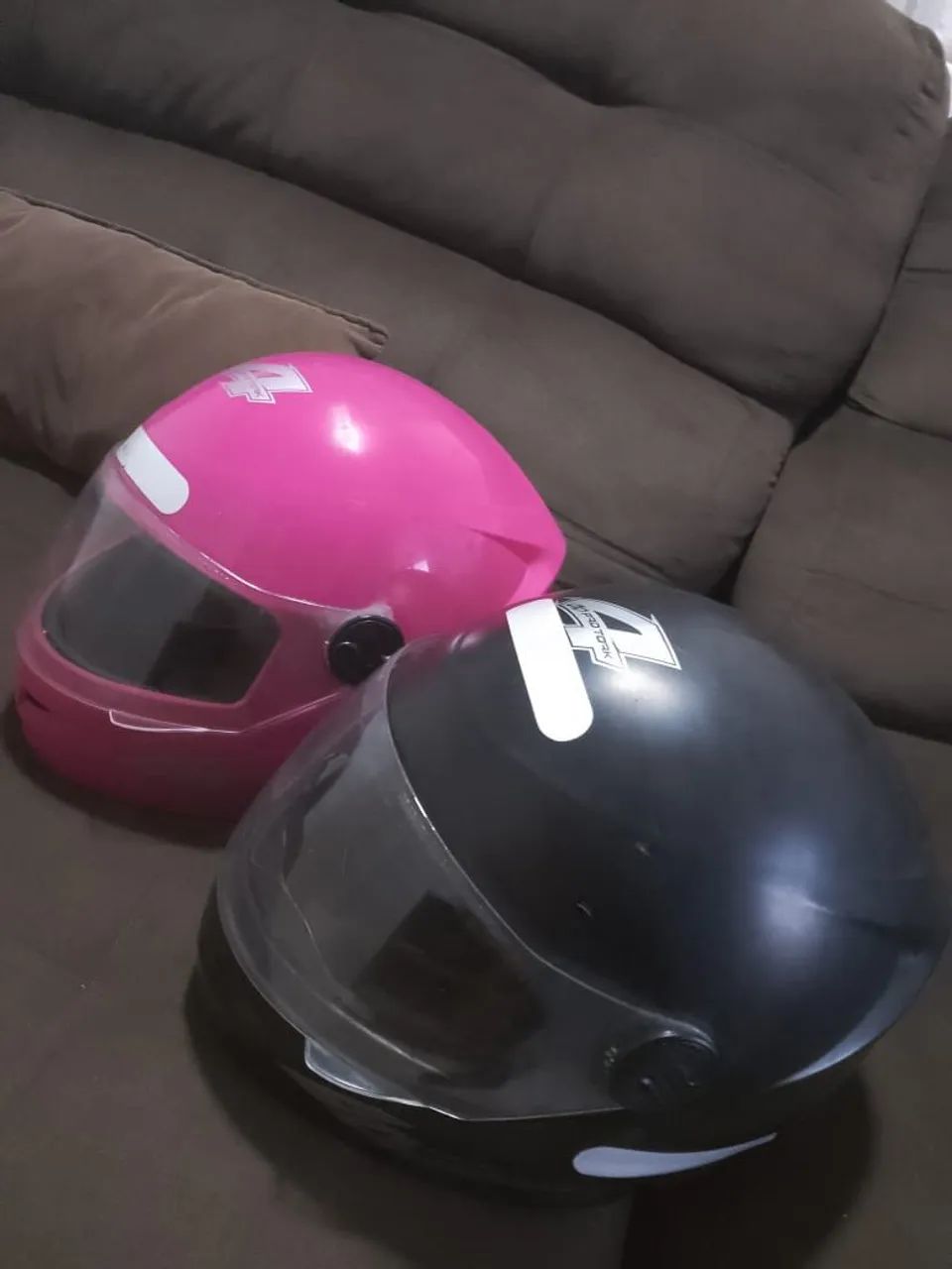 2 Capacetes