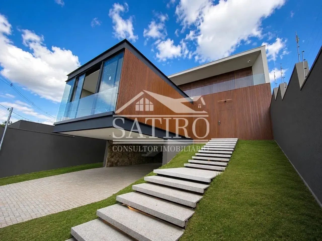 Casa Com Requinte Elegância!