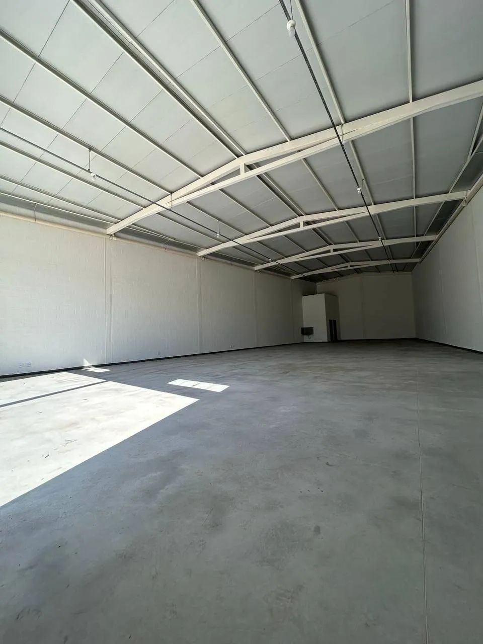 Galpão para alugar em Goiânia, Esplanada do Anicuns, com 380 m² - Foto 4