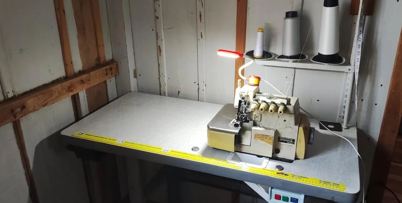 Maquina de costura Interlock Jack. - Foto 3