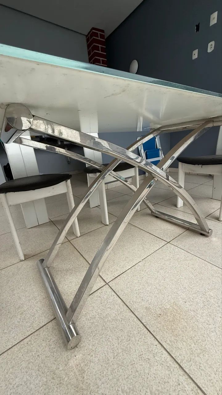 DESAPEGO - Mesa de Jantar Inox com Tampo de Vidro - Foto 3