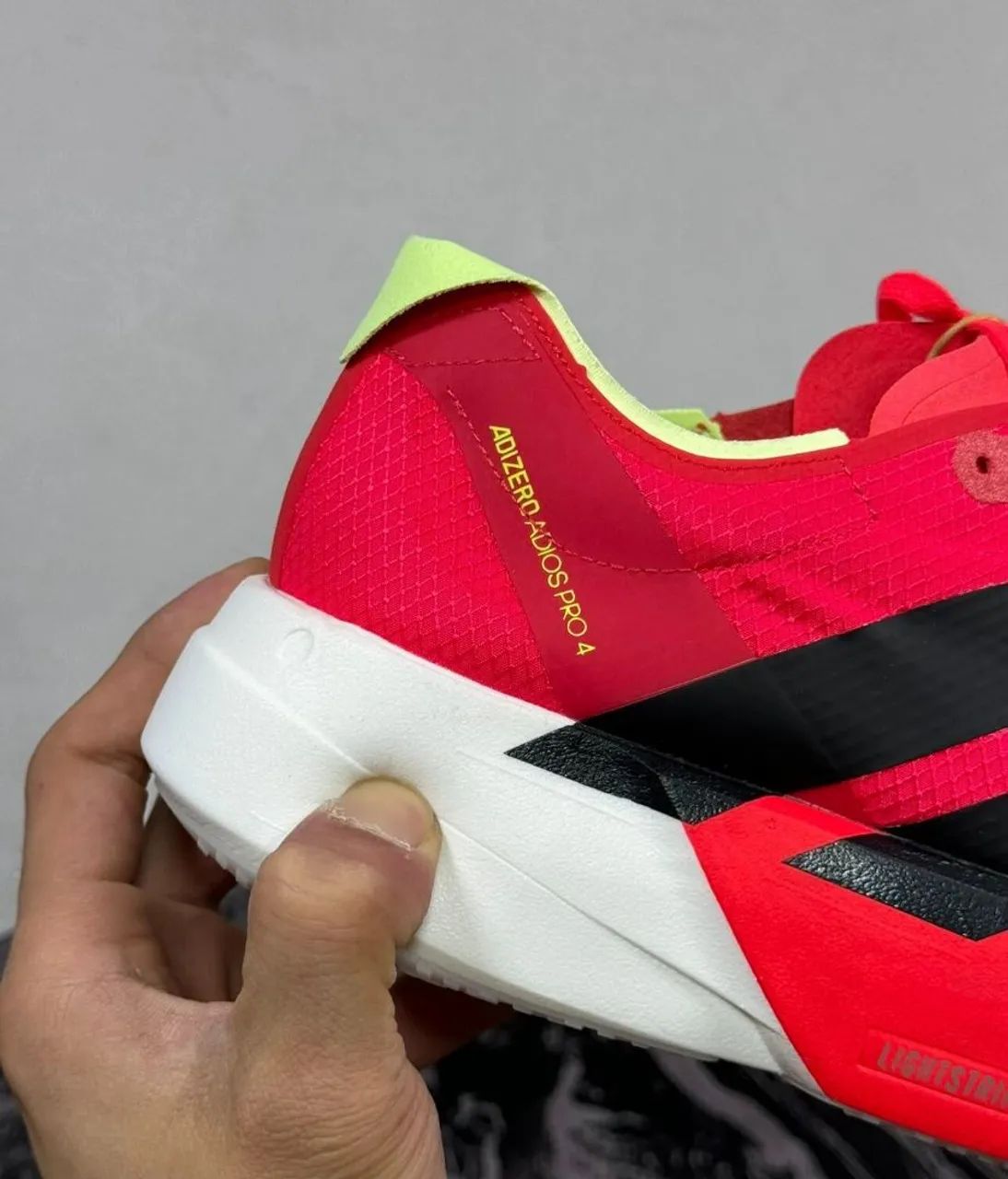 Tênis adizero pro 4 - Foto 2