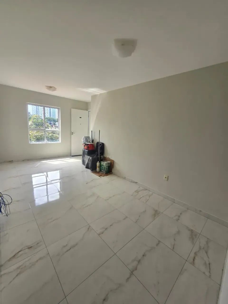 Apartamento no Miramar com 3 Quartos sendo 1 Suíte - Foto 2