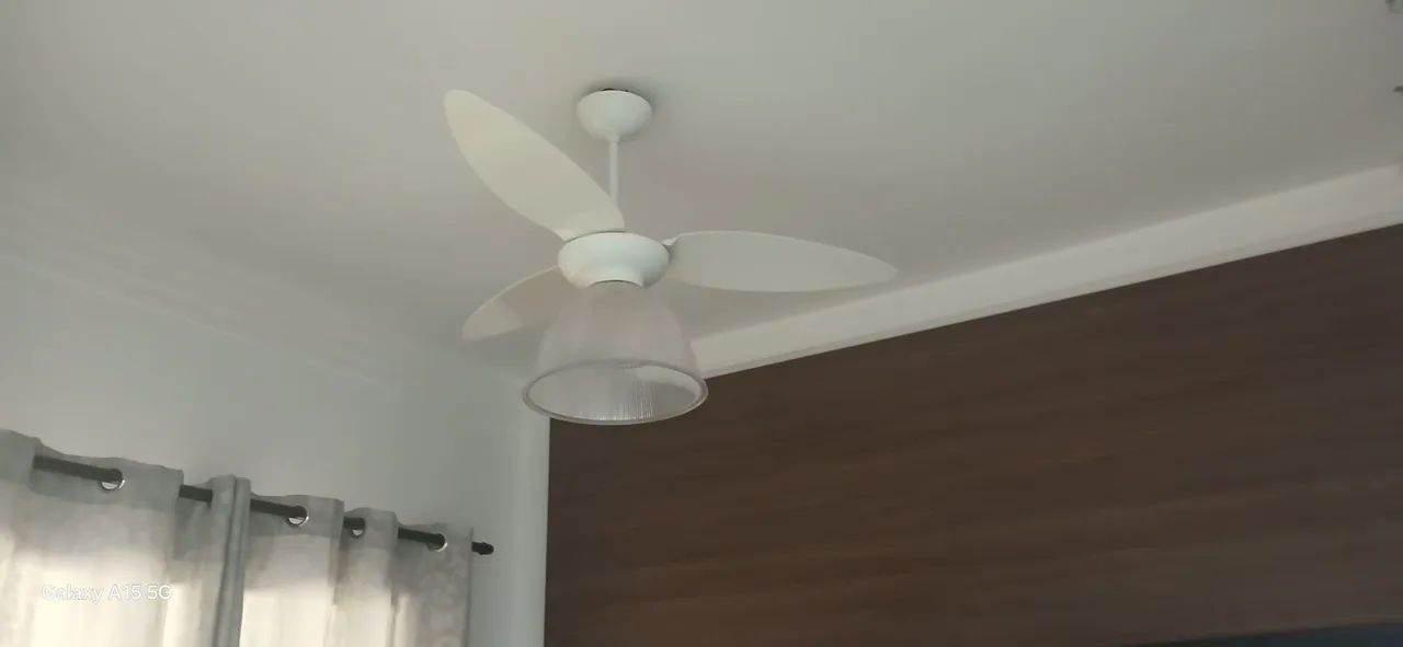 Ventilador  de teto branco  - Foto 3