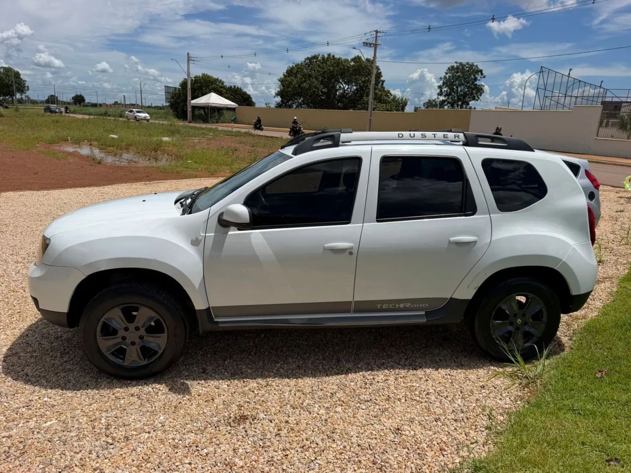 Renault Duster Dakar 4X4 2.0 Hi-flex 16V Mec. 2017 - Foto 3