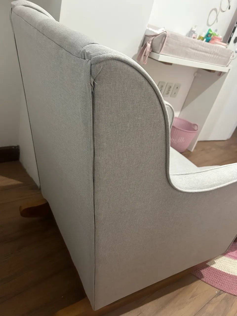 Vendo cadeira de amamentação  - Foto 2