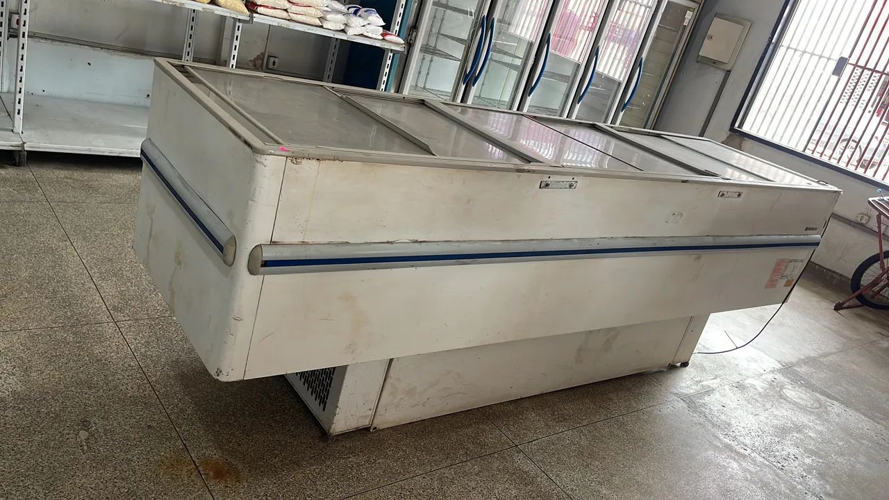 Vendo freezer de ilha para mercado  - Foto 2