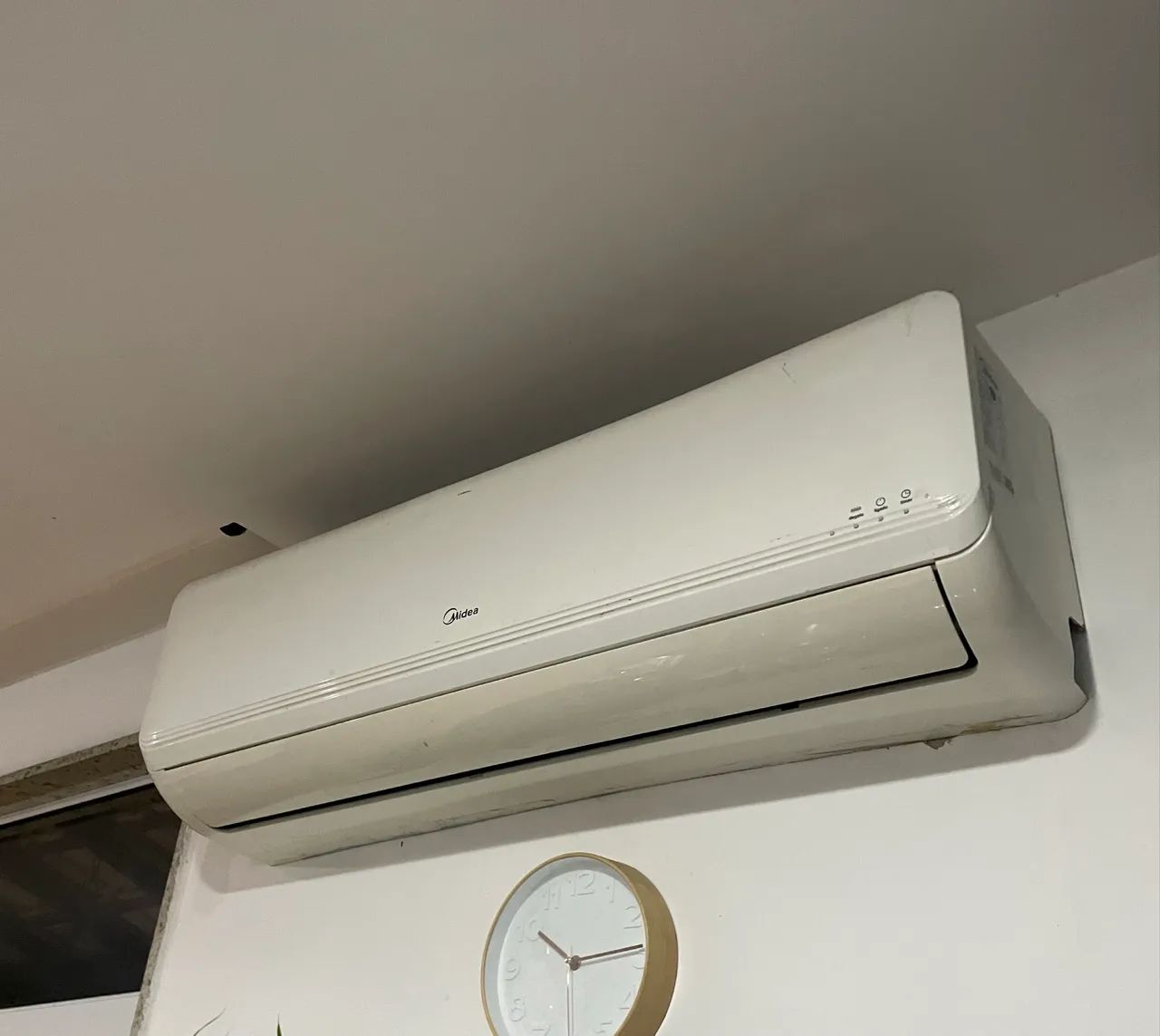 Ar condicionado Split 22.000 BTUs 220v