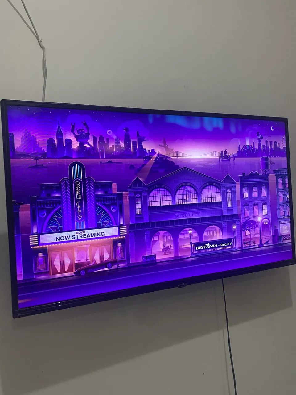 Televisão Britânia 43 polegadas