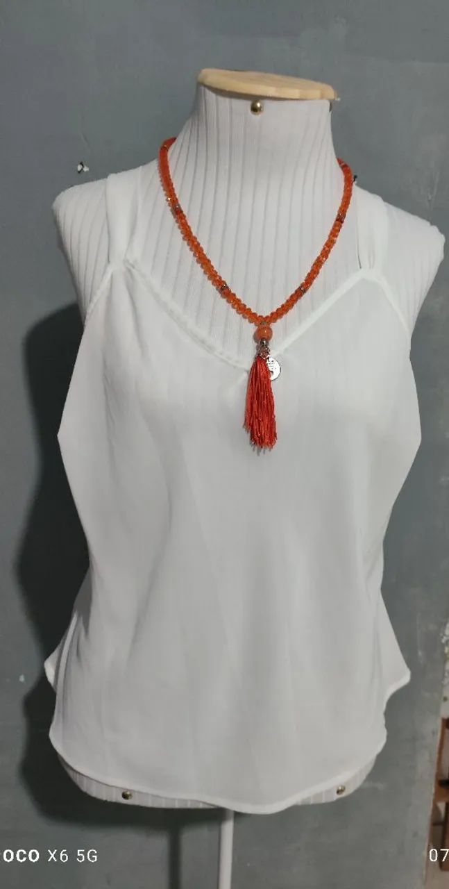 Vendo lote com 50 peças de roupas femininas em bom estado e limpas. - Foto 5