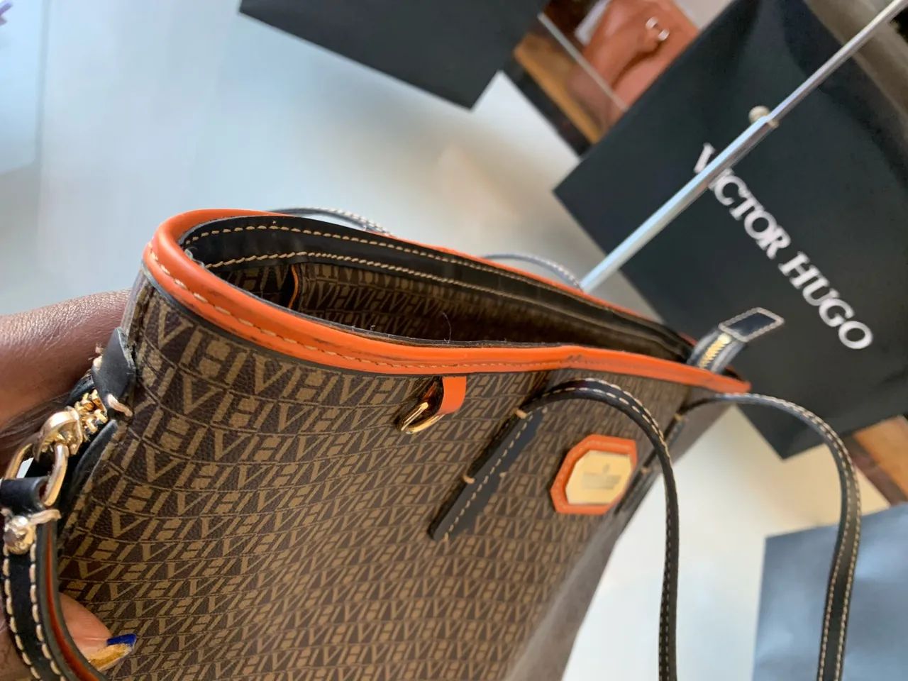 Bolsa Victor Hugo Original - Foto 5