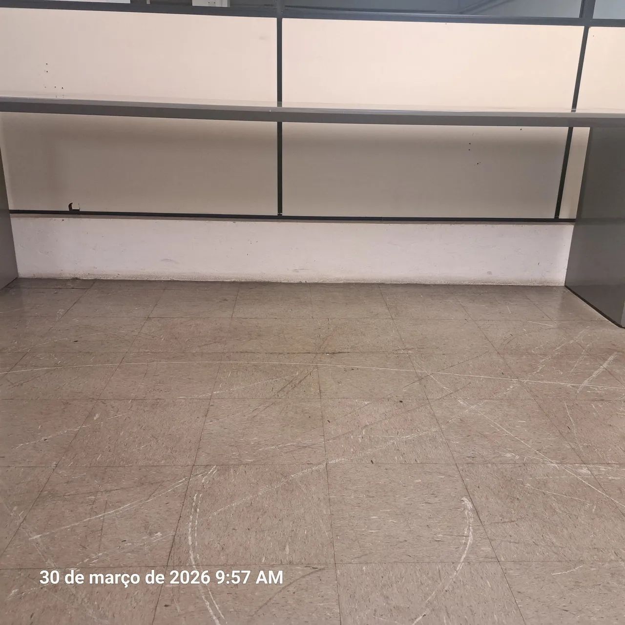 Aparador Laqueado Acrílico Cinzacomp.2,40m - Foto 4