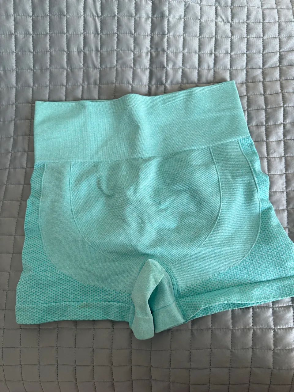 6 peças de roupas  - Foto 5