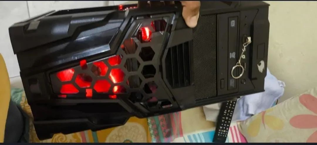 Pc gamer troco em celular 