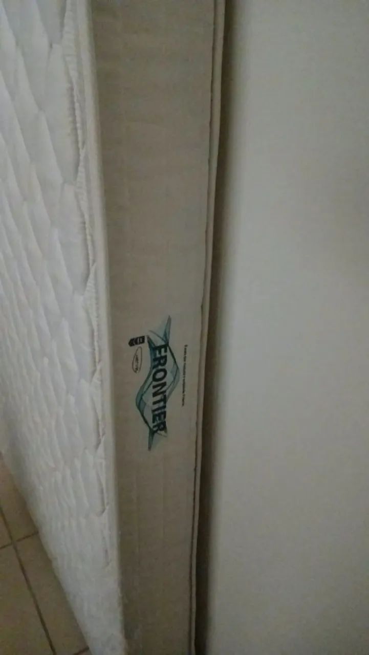 Colchão de casal - comprado a 6 meses - Foto 2
