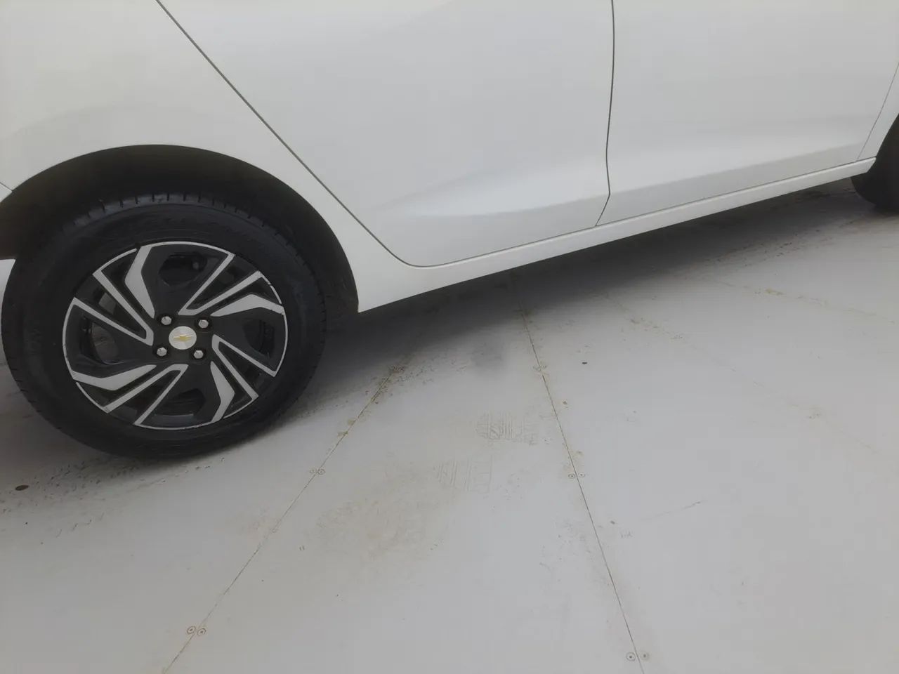 Chevrolet Onix Hatch 1.0 12V Flex Mec. 4P, foto 14 de 18