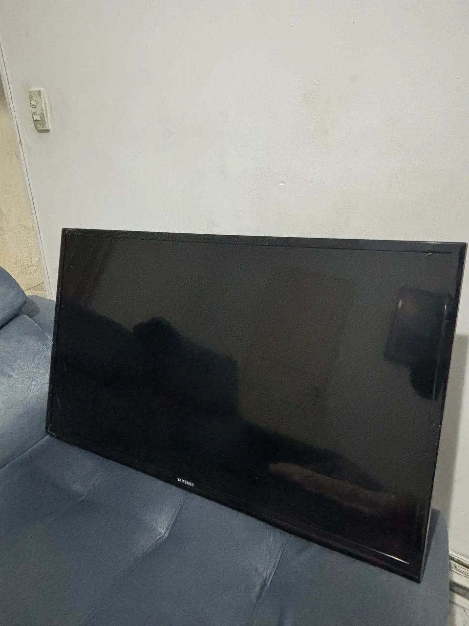 TELEVISÃO SAMSUNG 39 POLEGADAS LED QUEBRADO - Foto 2