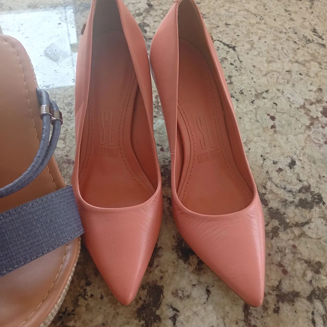 Lindos sapatos novos  - Foto 3
