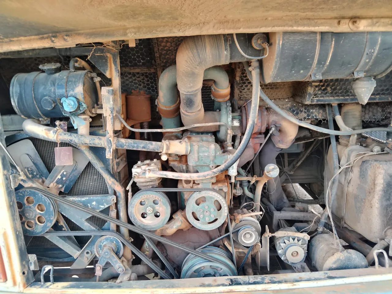Motor de ônibus Mercedes  - Foto 2