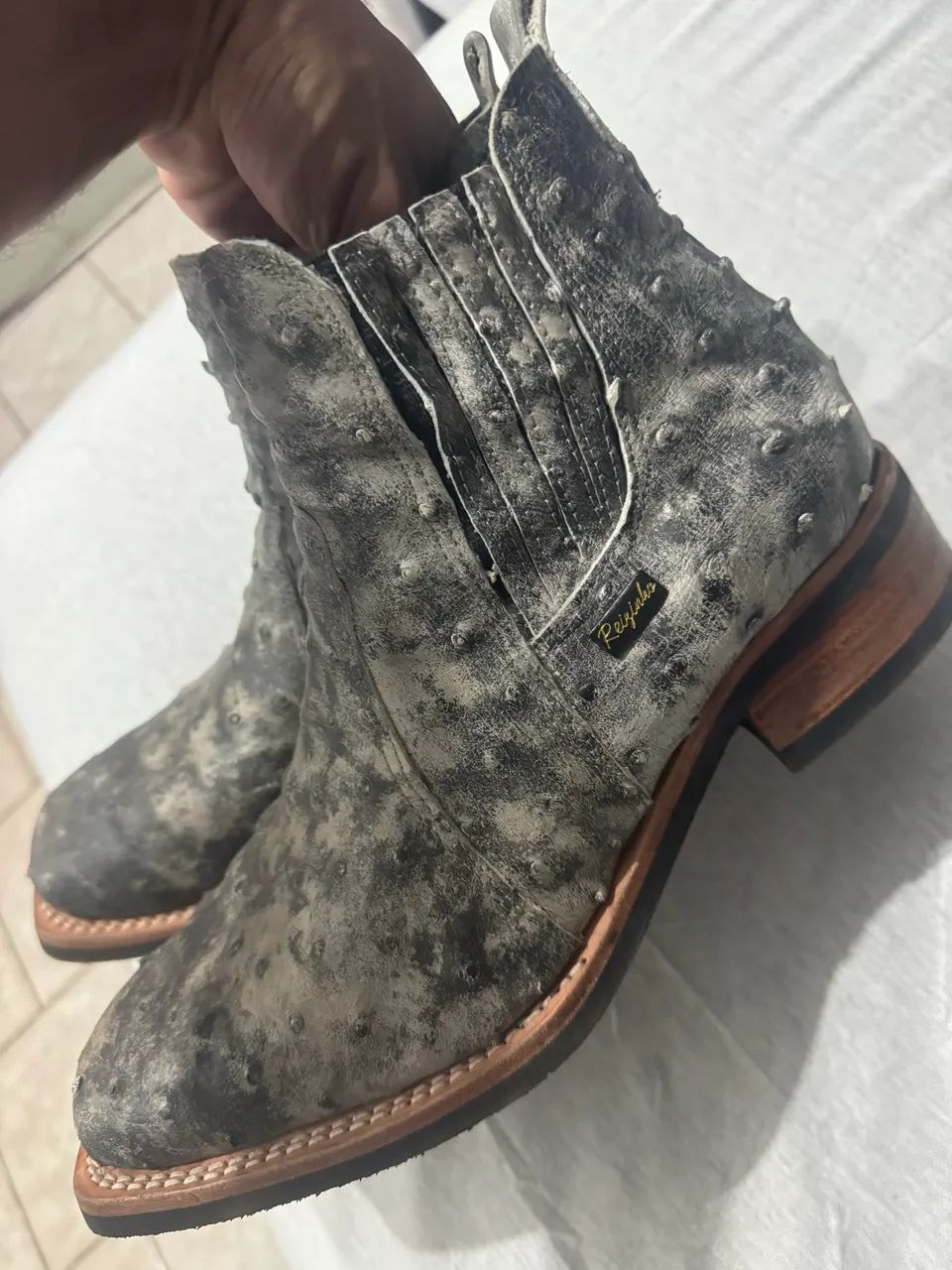 Bota couro de avestruz  - Foto 4