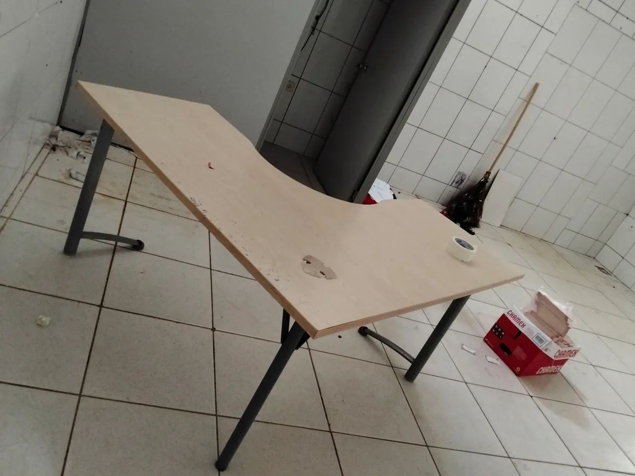 Mesa de escritório /escrivania - Foto 3