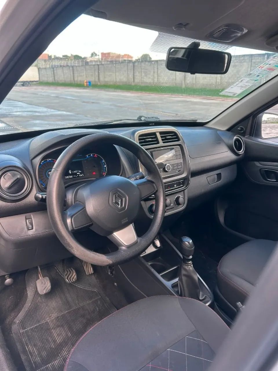 Renault Kwid Zen 1.0 Flex 12V 5P Mec. 2023 - Foto 2