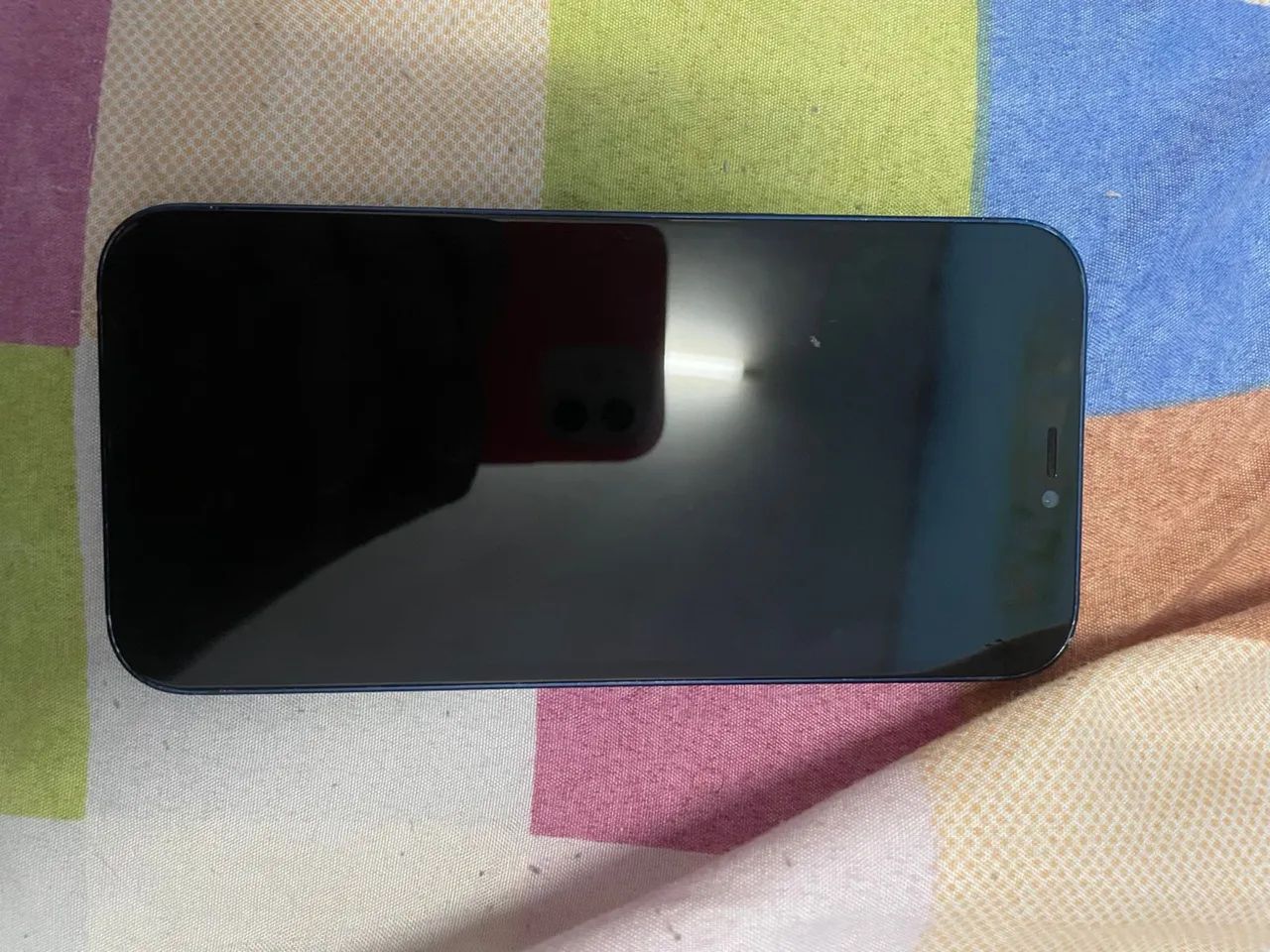 Vendo ou troco iphone 12 tem detalhes! - Foto 3