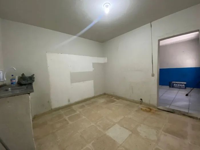Galpão com 421,00m² - Foto 4