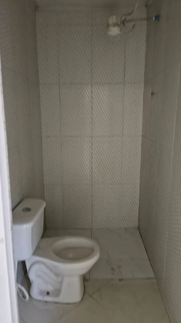 Salão comercial 56m². banheiro, parte superior 56m². Com salas com banheiro. - Foto 2