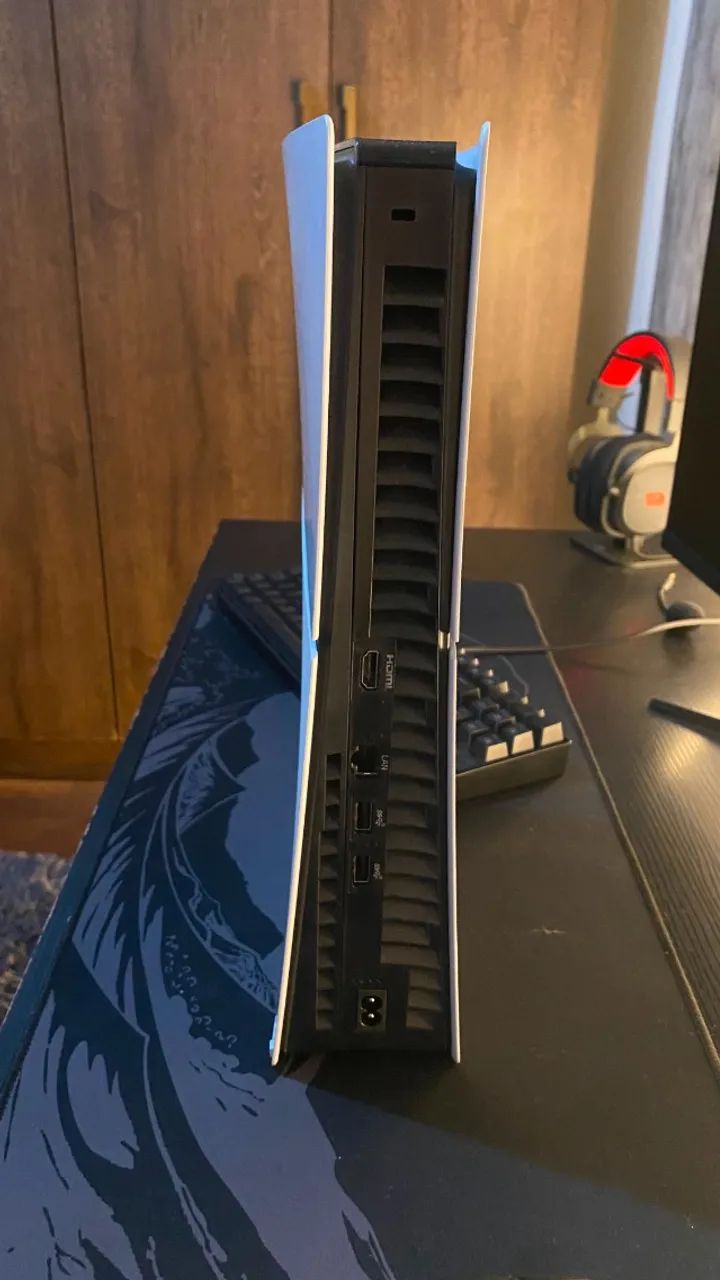 PS5 Slim com controle + 2 jogos - Foto 2