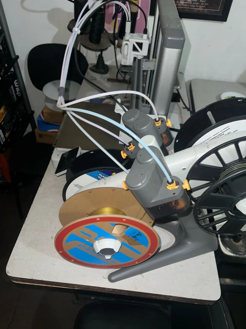 Impressora 3D Bambu Lab A1 com AMS - Foto 3