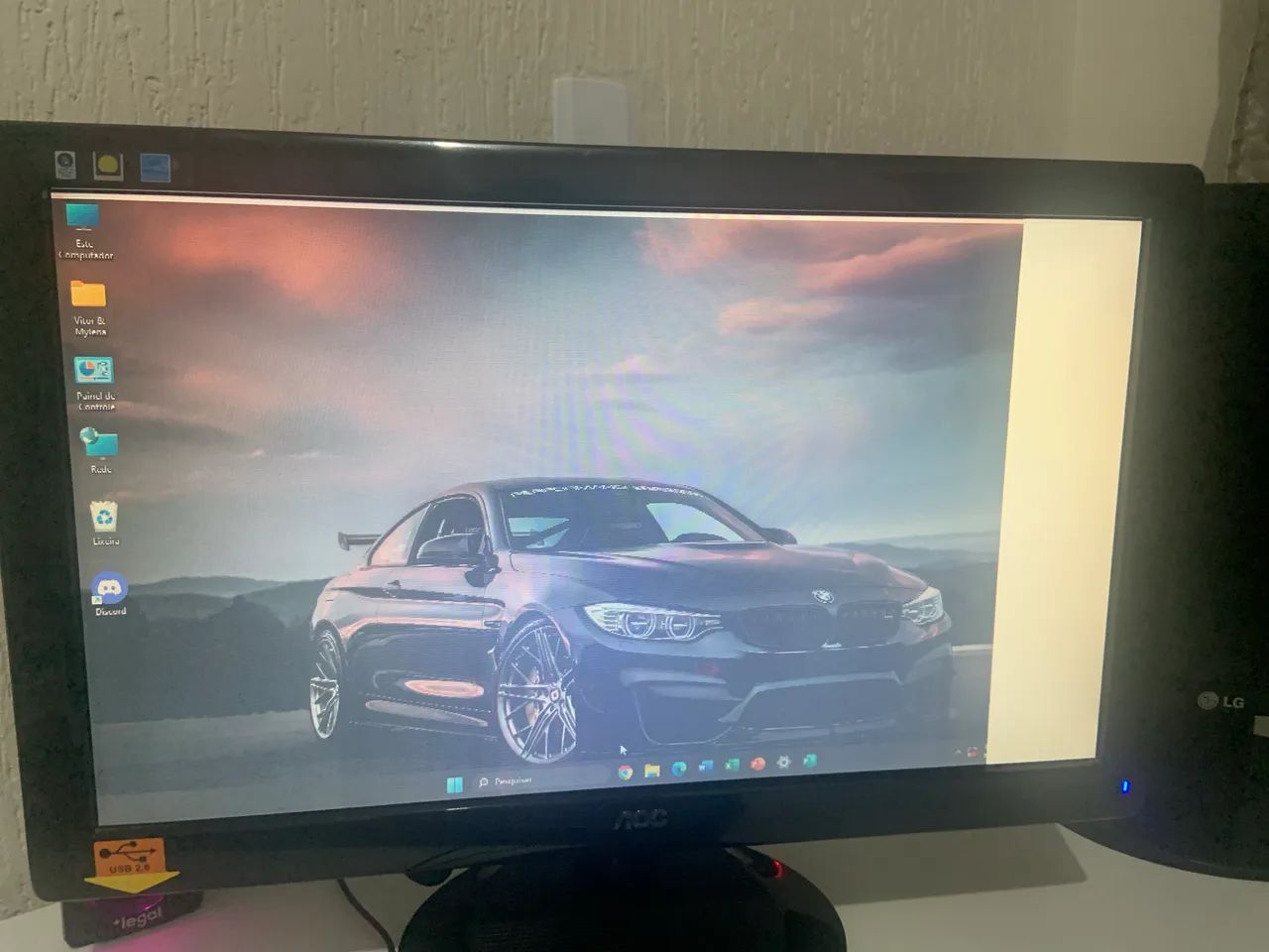 Monitor AOC