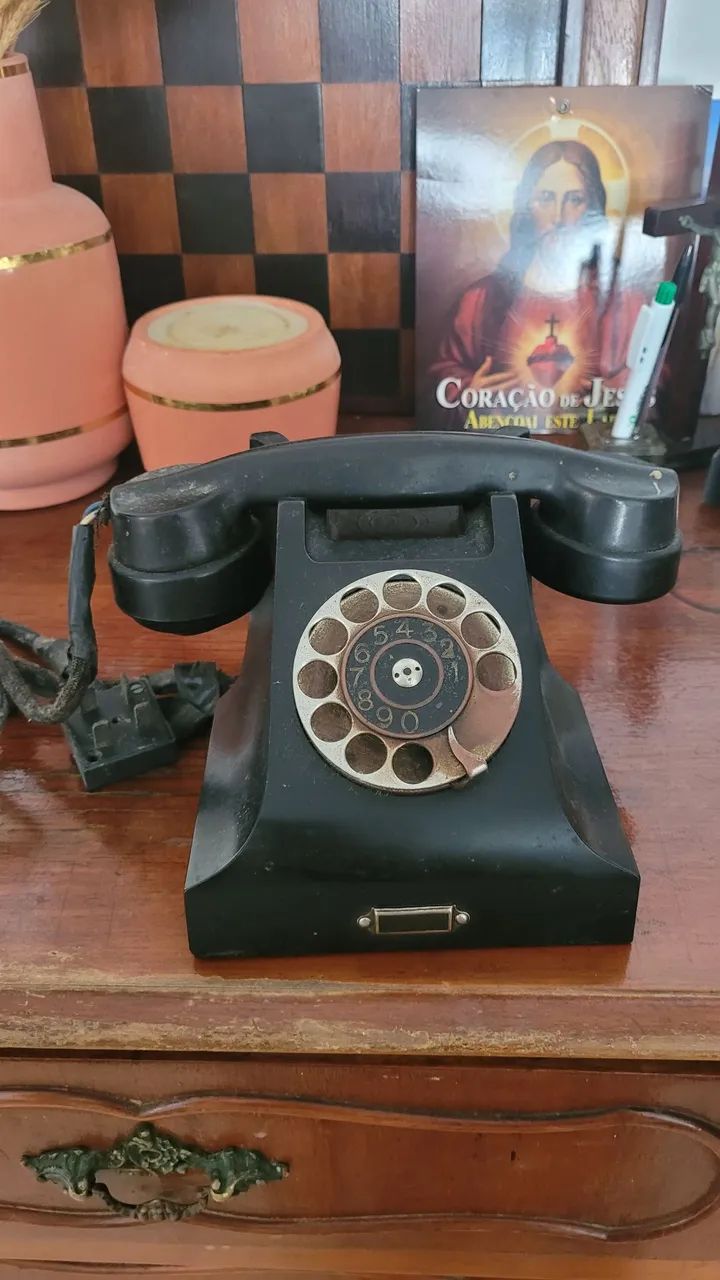 Telefone antigo de baquelite - Ericsson,